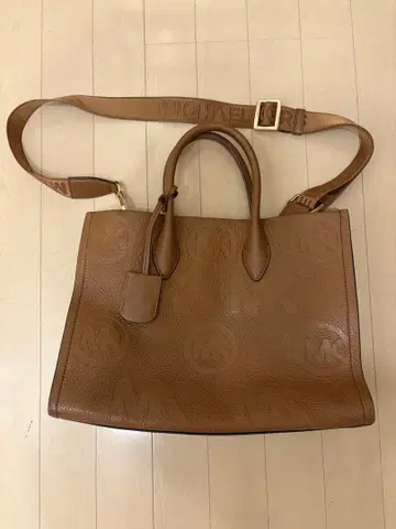MICHAEL KORS 카멜색 토트백 숄더백