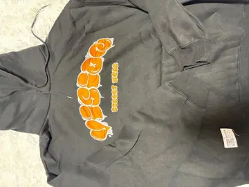 그래픽 프린트 블랙 후드티