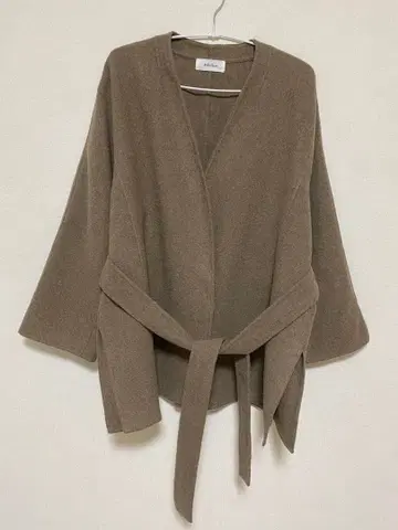 새상품급 Mila Owen 울 혼방 가운 코트 F 벨트 포함