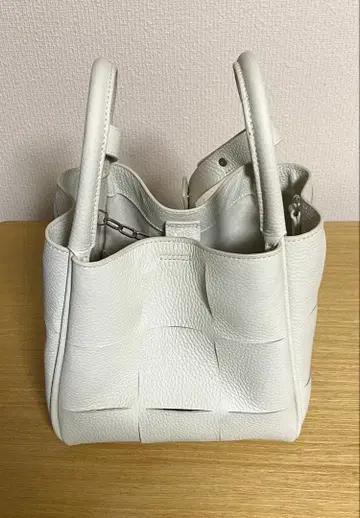 발코스 컷 디자인 백