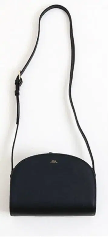 A.P.C. 하프문 백 블랙