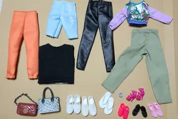 바비 인형 보이프렌드 켄 아웃핏 신발