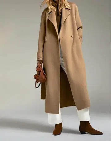 베이지 카멜 헤어 코트