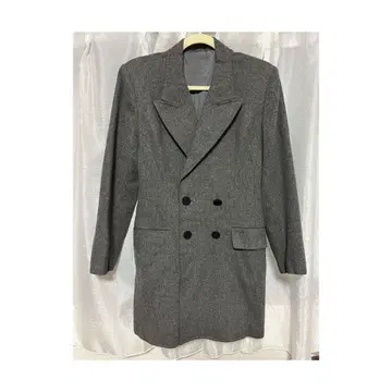 그레이 더블 브레스트 울 코트