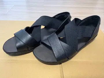 캠퍼 샌들 블랙