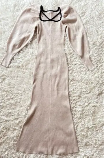 NewYearSpecialIsnidel 스트링 리브 니트 롱 원피스