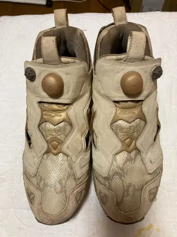 리복 펌프 스니커즈 베이지 스네이크 패턴 레어