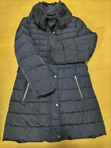 네이비 퍼 포함 충전솜 코트