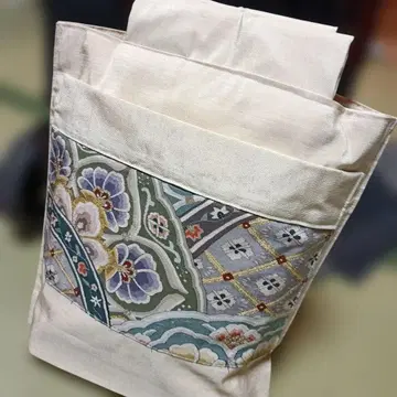 꽃무늬 자수 크림색 오비부터 백까지