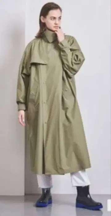 새상품급 하이크 2022 퍼텍스 트렌치코트 카키 S PERTEX