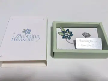 Blooming treasure 윤재혁 브로치