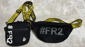FR2 로고 숄더백 블랙 2개
