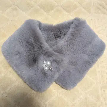 [ 미사용 ] 여성용 그레이 티펫 마그넷 머플러