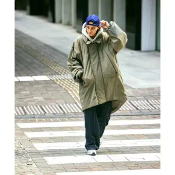 프릭스스토어 몬스터 후드티