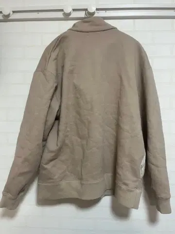 PUBLIC TOKYO 베이지 하프 지퍼 트레이닝복