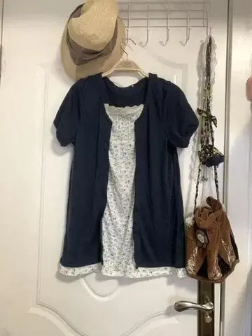 네이비 반팔 가디건과 이너 세트