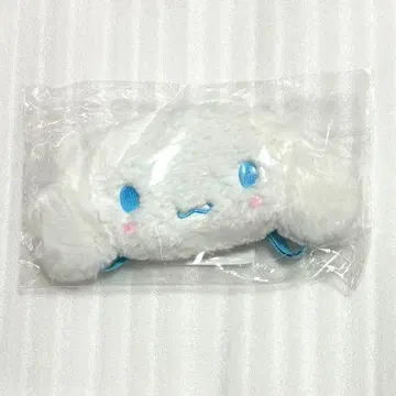 산리오 캐릭터즈 페이스 미니백 시나모롤