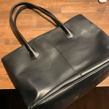 캐서린 햄넷 블랙 천연 가죽 레더 토트백 99K99