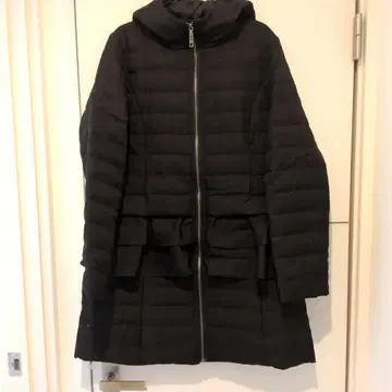 픽시 하트 프릴 다운 코트