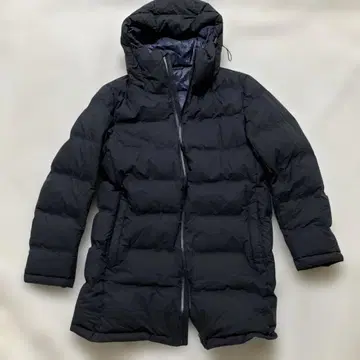 유니클로 심리스 다운 코트 경량 발수 방풍 블랙