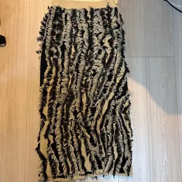 ESICA 프린지 니트 스커트 새상품급