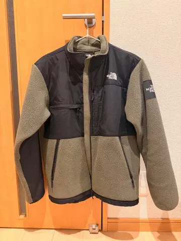 THE NORTH FACE 플리스 자켓 M 사이즈 그레이/블랙
