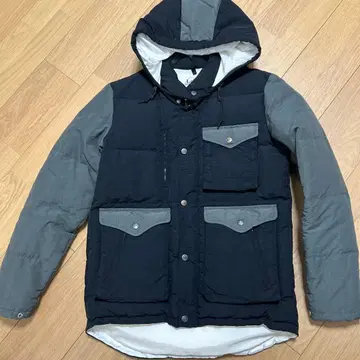 Lee 후드 부착 다운 자켓