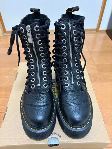 Dr.Martens 닥터마틴 Sinclair Hi Twist