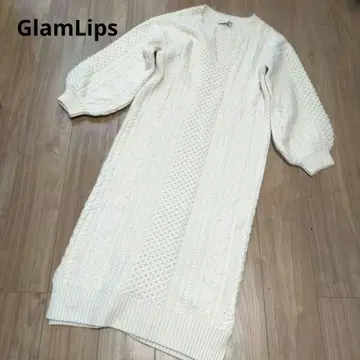 GlamLips 립스 니트 원피스 화이트