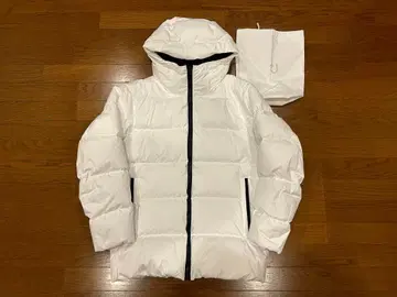 UNIQLO +J 라이트 다운 볼륨 후드티 다운 자켓