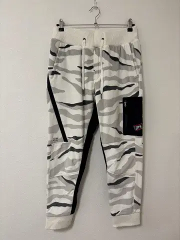 아이즈프론티어 스트레치 벨로아 팬츠 L