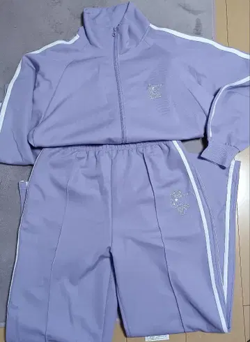 산리오 쿠로미 저지 M 사이즈