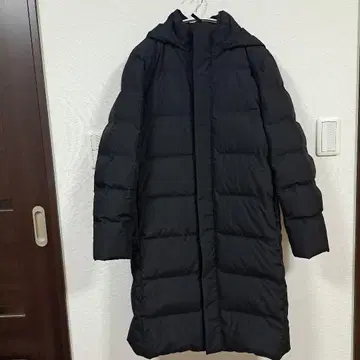 UNIQLO 심리스 롱 다운 코트 다운 자켓 S 사이즈
