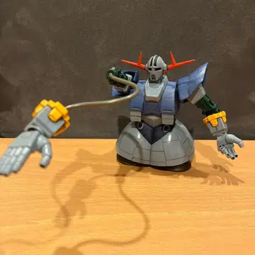 기동전사 건담 지옹 피규어