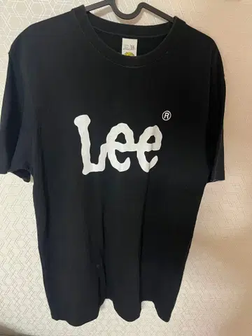 Lee 블랙 T셔츠 38L