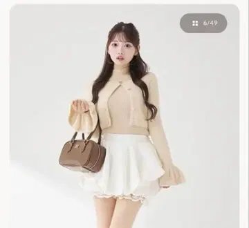 완판템 다리치 앙상블 샤기 니트탑 베이지