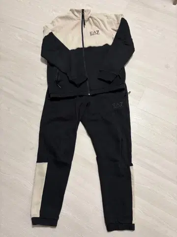 EA7 플리스 집업 맨투맨 셋업