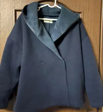 BEAMS HEART 후드 부착 네이비 자켓