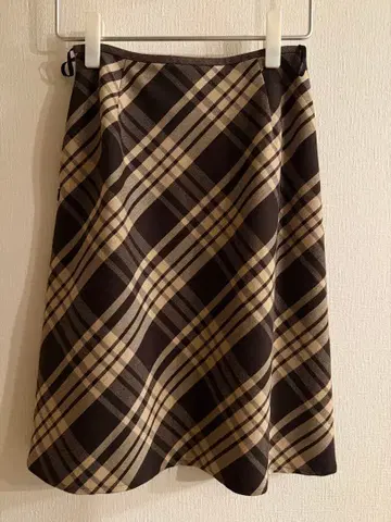 체크 스커트 브라운