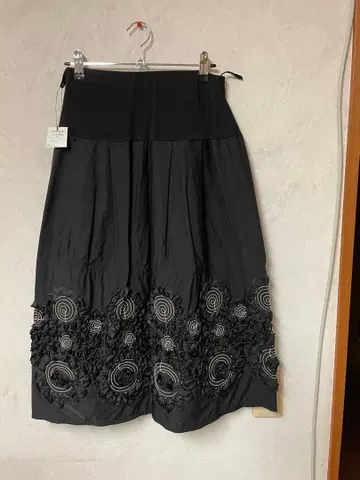 플레어 스커트 블랙 M-L