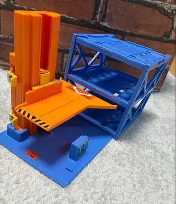 토미카 플레이 충전 입체 주차장, 주유소 JOMO, 세븐일레븐