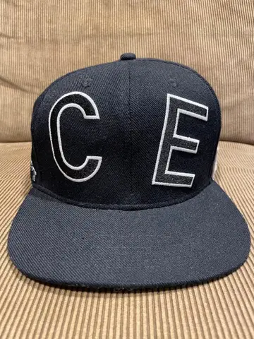 C.E CAVEMPT 캡