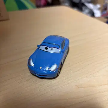 카즈 토미카 샐리 스탠다드 타입