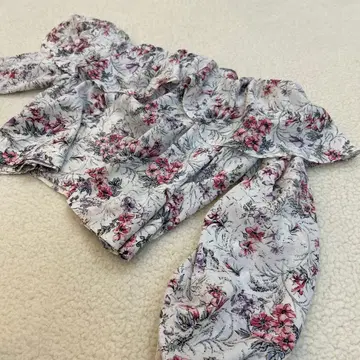 플라워 프린트 오프숄더 블라우스