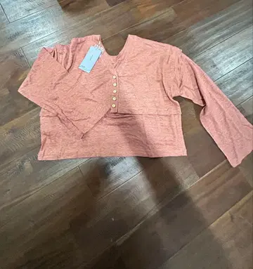 버튼 크롭 상의 프리 사이즈