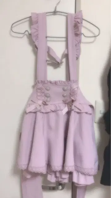 레이스업 서스펜더 치마바지 리즈리사 LIZLISA 무릎 기장 스커트