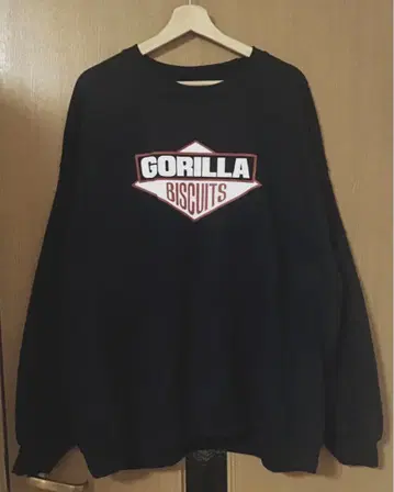 GORILLA BISCUITS 블랙 맨투맨