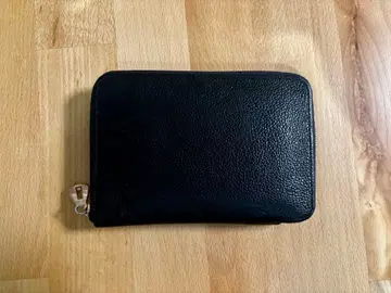 ITTI 미디엄 지갑 칠흑