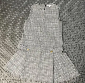 자라 체크 원피스