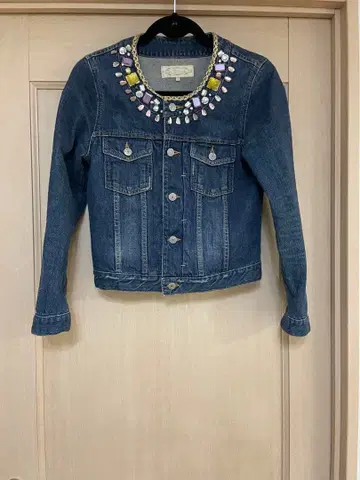 Chesty 비쥬 데님 자켓